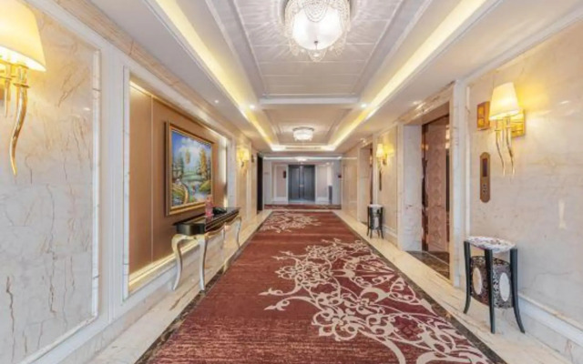Oriental International Hotel