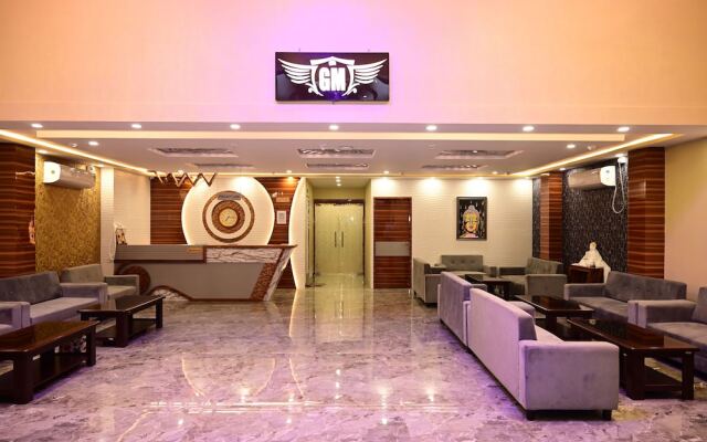 Hotel Om International