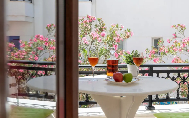 Naxos Diamond Studios Apartments