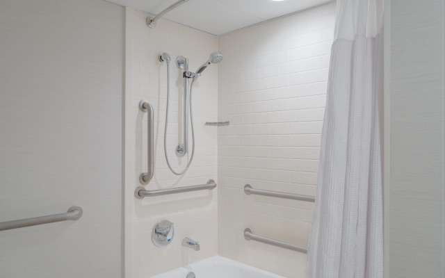 Crowne Plaza Indianapolis-Dwtn-Union Stn by IHG