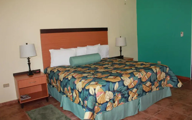 Hotel Lucia Beach