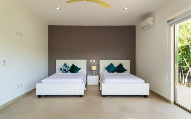 Casa Ave, Luxury & Resort Living