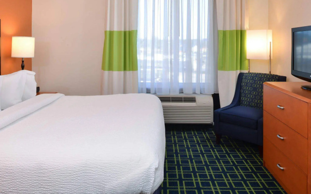 Fairfield Inn & Suites by Marriott Commerce