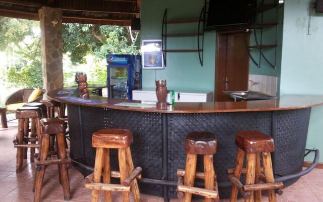 White Castle Hotel Arua
