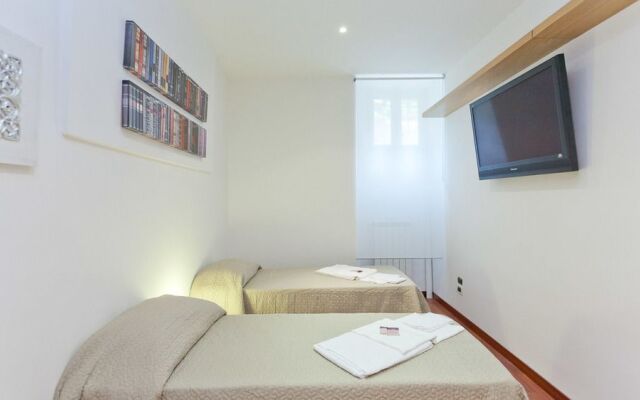 Rental In Rome Paglia Apartment