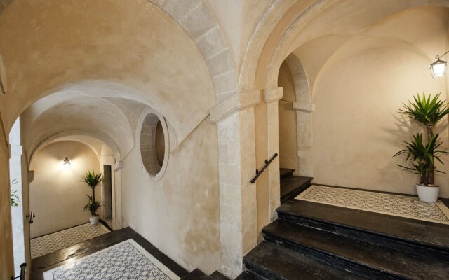 Modica Apartments
