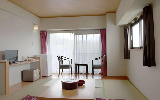 Economy Backpackers Hotel New Koyo – Guest Rooms – Kusatsu