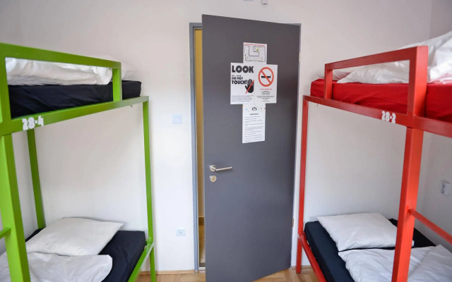 LOL Boutique Hostel City Center