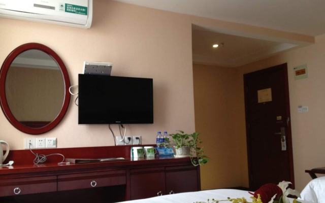 GreenTree Inn Chuzhou Wandong International Car City Express Hotel