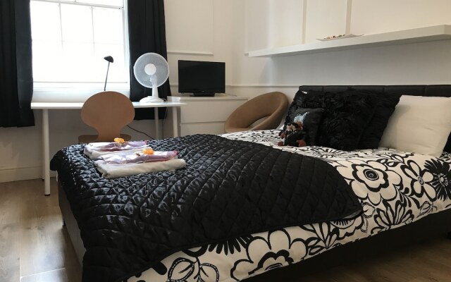 Kings Cross St Pancras Studio 1