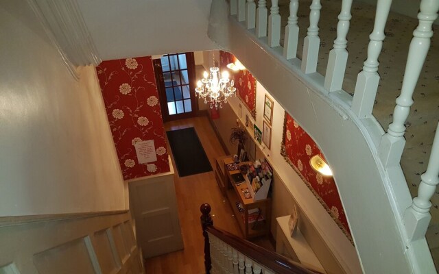 The Cresta Guest House