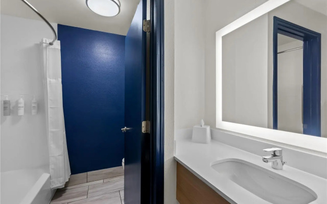 Spark by Hilton Lexington Hamburg