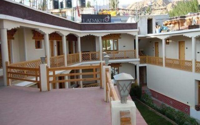 Hotel Ladakh Inn
