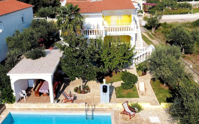 Haus Milica