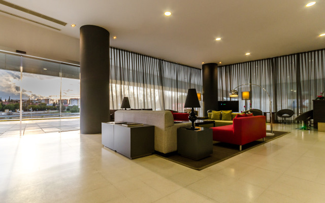 Hotel YIT Vía Sevilla Mairena