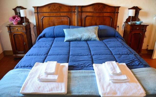 Comfortable Holiday Home in Pistoia With Pool