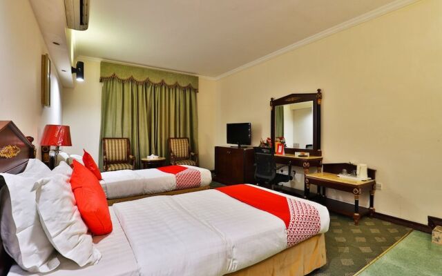 Oyo 395 Al Hafof Hotel