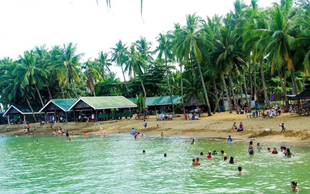 Estaca bay Garden Resort