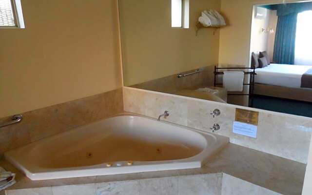 The Clifton & Grittleton Lodge