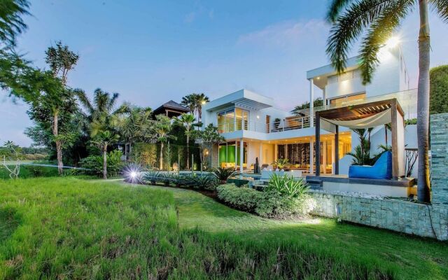 Phocea Golf View Villa by Premier Hospitality Asia