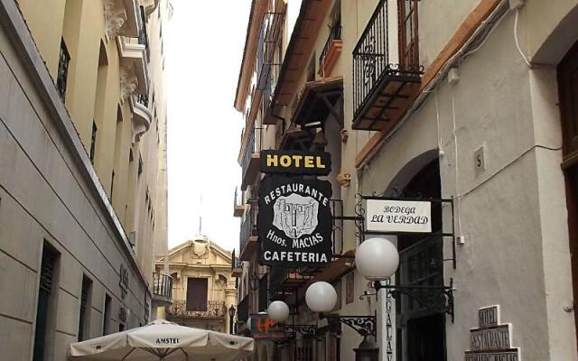 Hermanos Macías Hotel