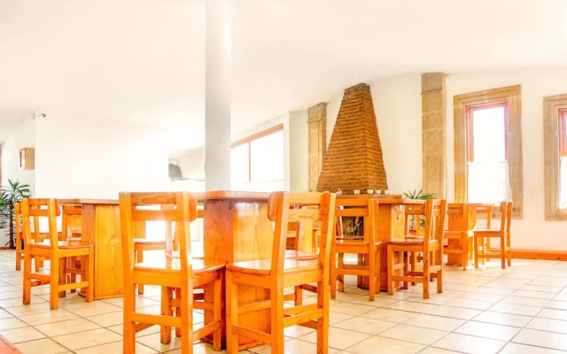 OYO Hotel Del Centro