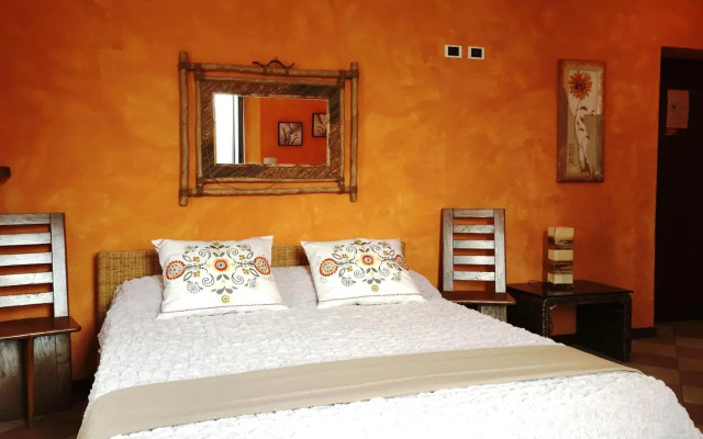 Shangrilla Hotel & Restaurant