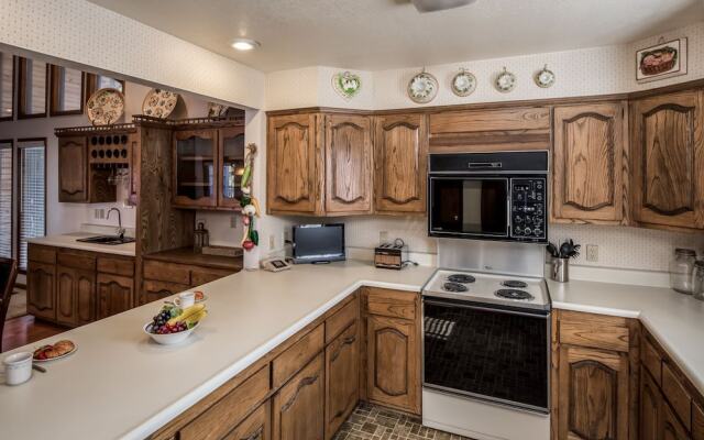 Angulo - Three Bedroom Cabin