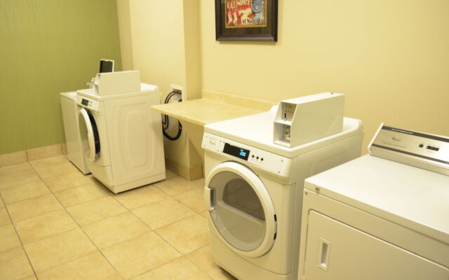 Holiday Inn Suites Houston West - Westway Park