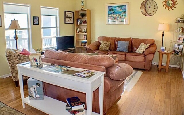 Luna Bella 3 Bedroom Home by Redawning