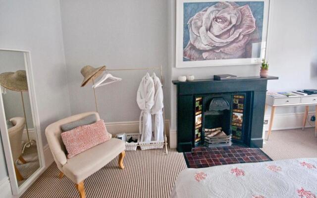The Laindons Guest House