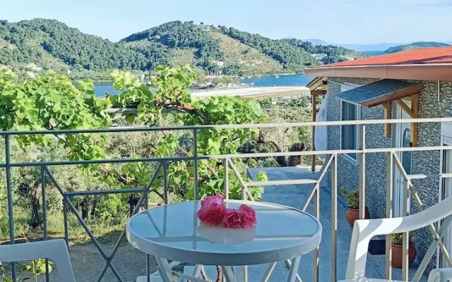 SkyFrame Apartments