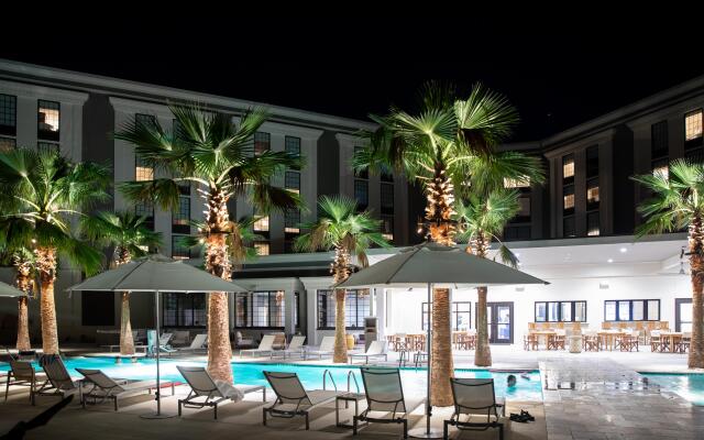 Hotel Indigo Mount Pleasant by IHG
