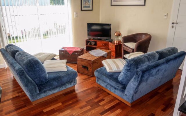 Ty Coat Pin (TGC117)