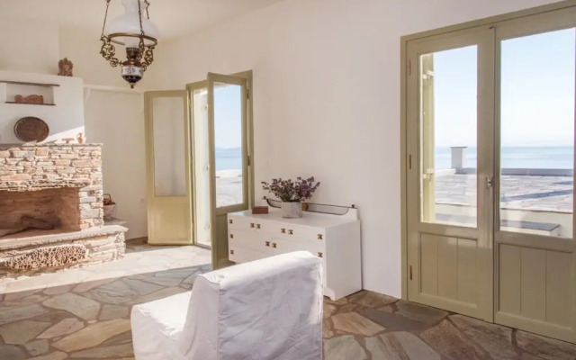 Dianella House - Tinos