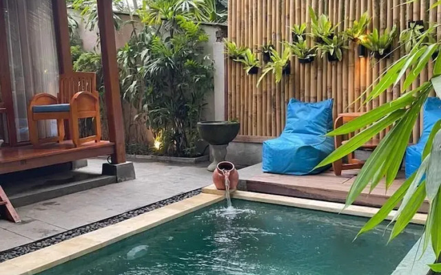 Ngesil Private Joglo and Pool
