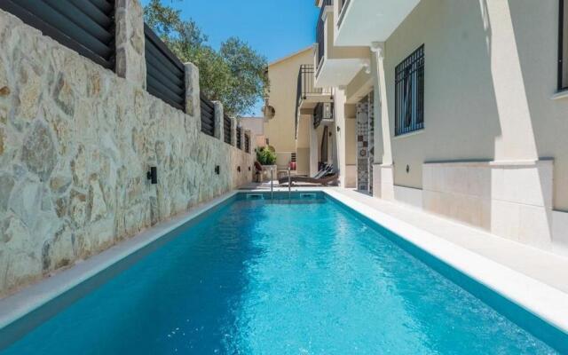 Apartments Škoda I, Škoda II