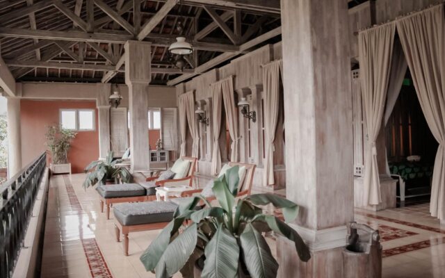 Kayu Arum Resort