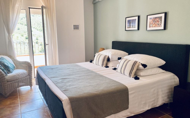 La Perla de Frigiliana Suites & Villa