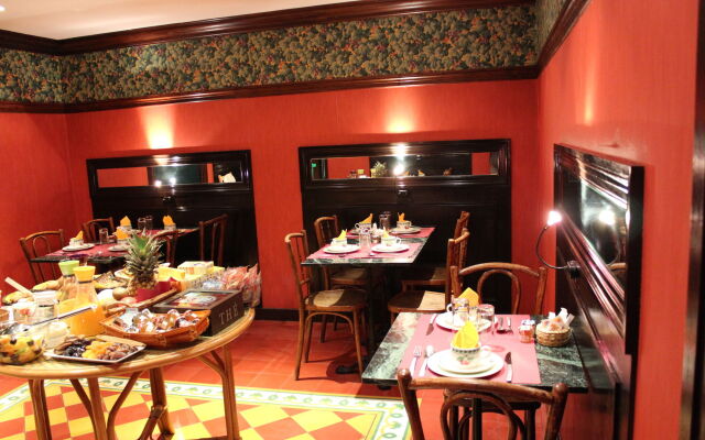 Les Jardins Du Luxembourg Hotel