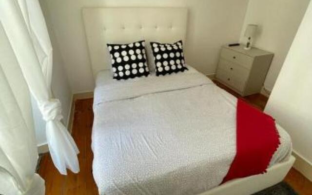 7 Seas 3 Hostel