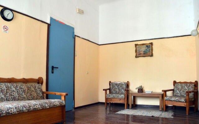Miranta Hotel - Apartments & Studios