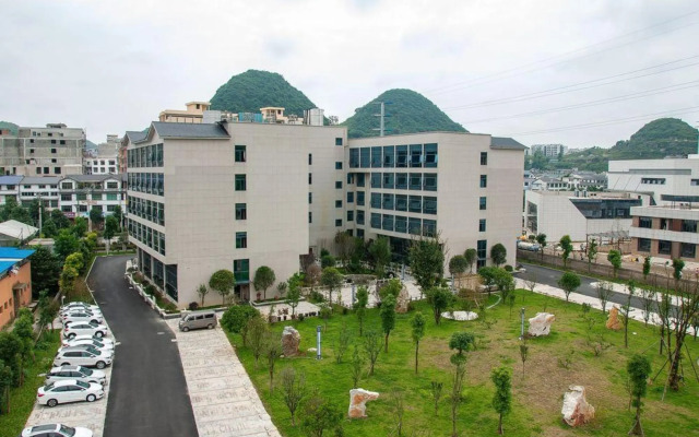 Huabo Resort Hotel