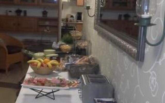 Top Hotel Garni