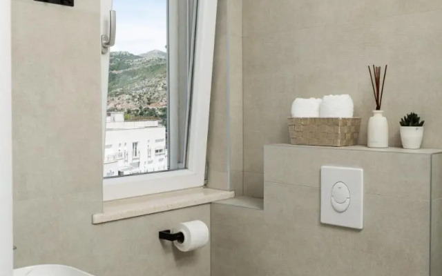 Apartments Sandra Solitudo I