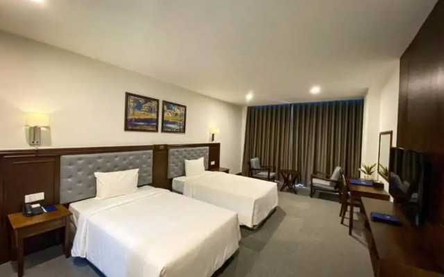 Peace Hotel Ha Long