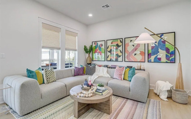 Afterley Pointe 213 LAK