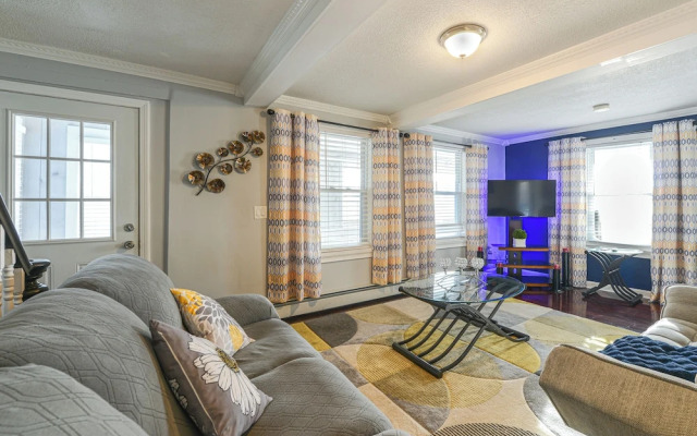 Home Near Skiing & Downtown Worcester