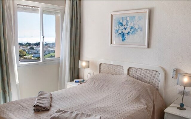 Lovely Apartment With Pool And Views Ref 113