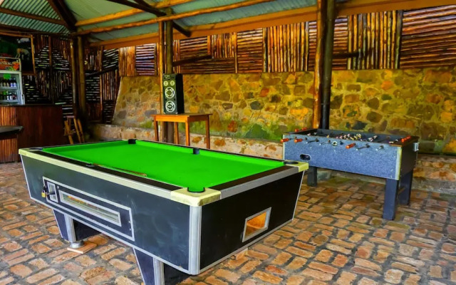 Lake Bunyonyi Overland Resort